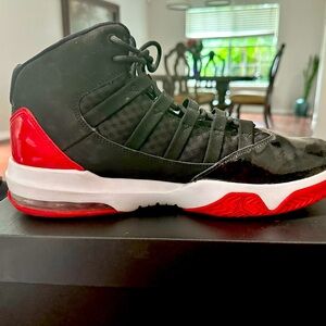 Jordan Max Aura, size 12